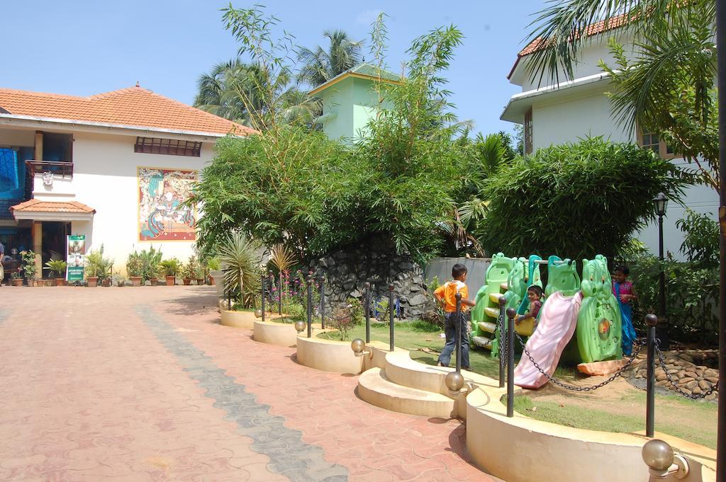Guruvayoor Resort Guruvāyūr Εξωτερικό φωτογραφία